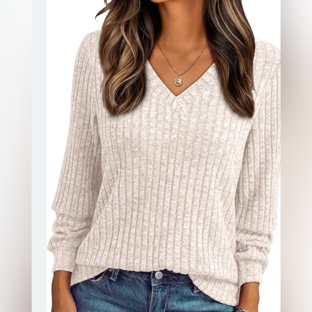 Urban Outfitters Out from Under V-Neck Ribbed Oversized Sweater - Small